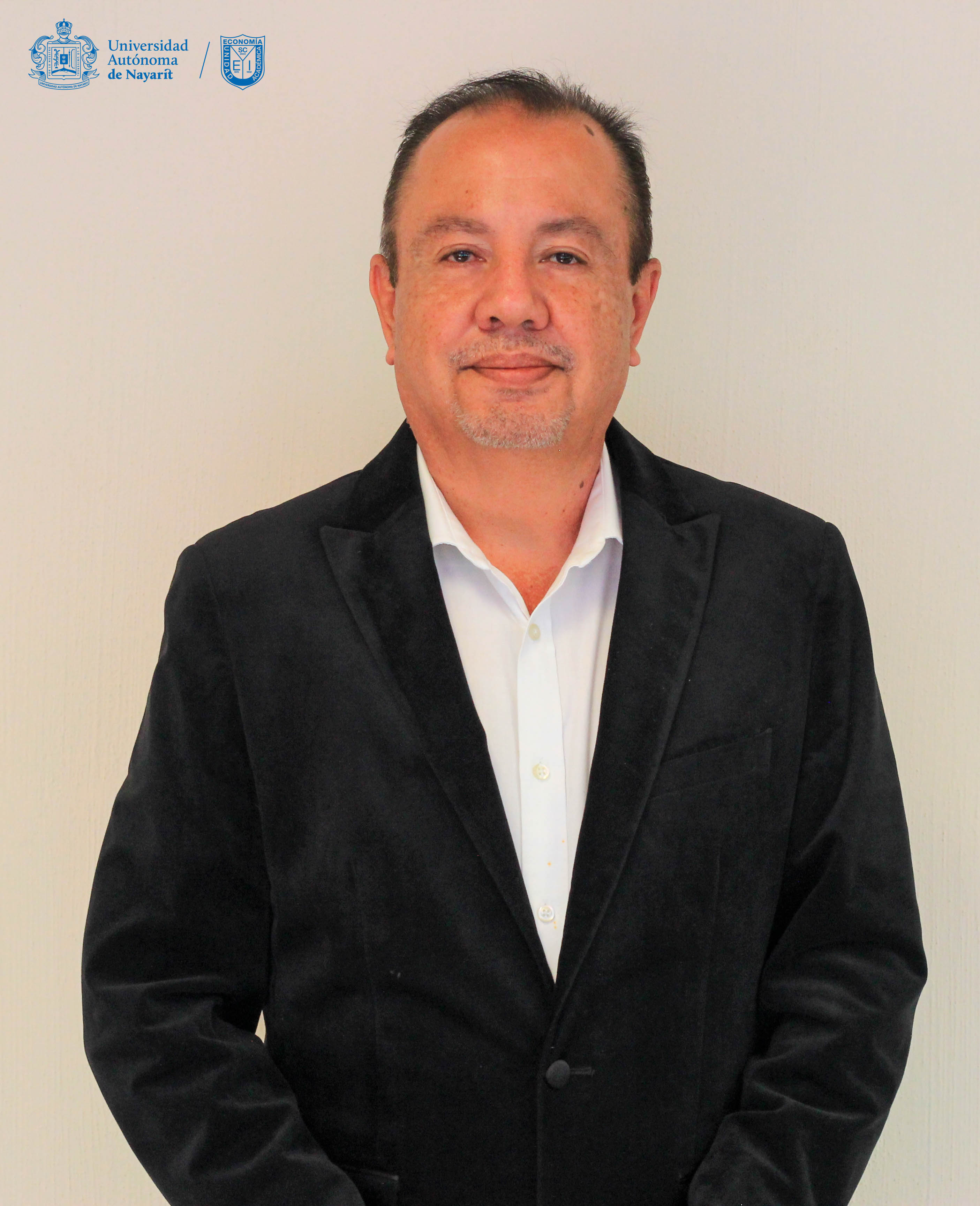 Dr. Rubén Paul Benítez Cortes
