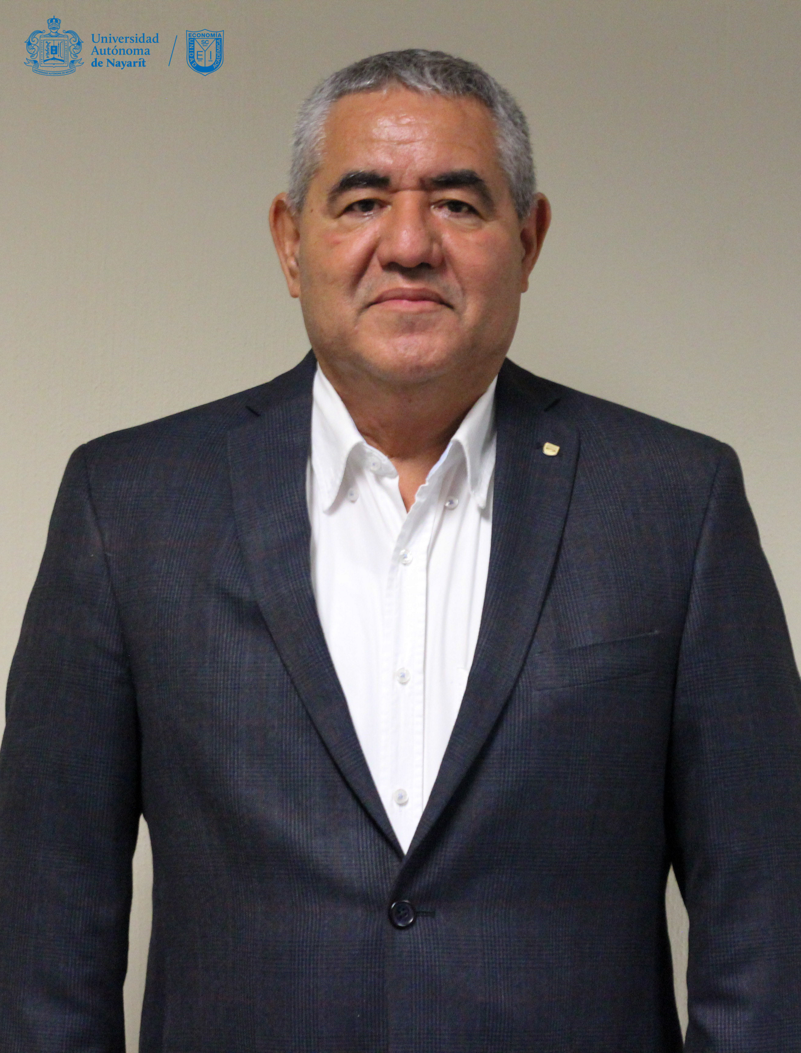 Dr. Ricardo Becerra Perez